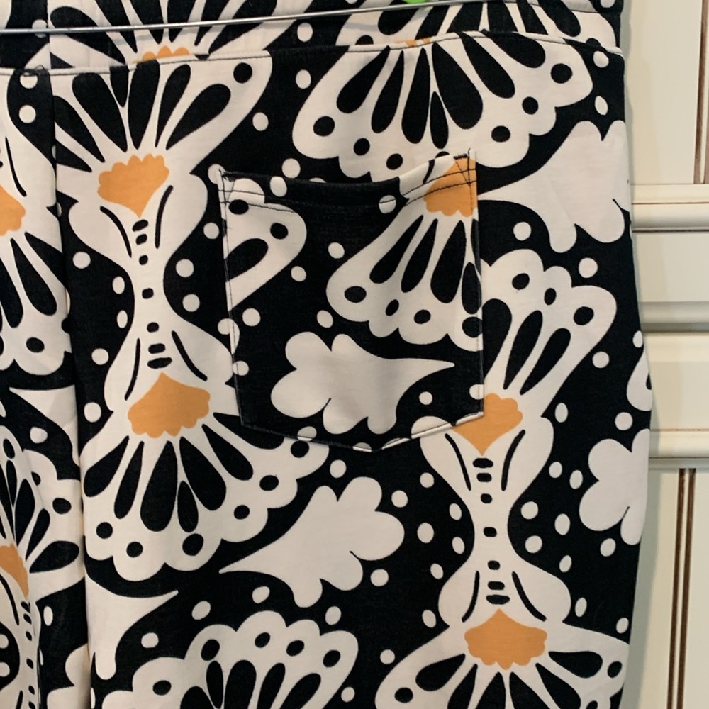 XL LulaRoe Boyfriend Joggers - Picture 6 of 9